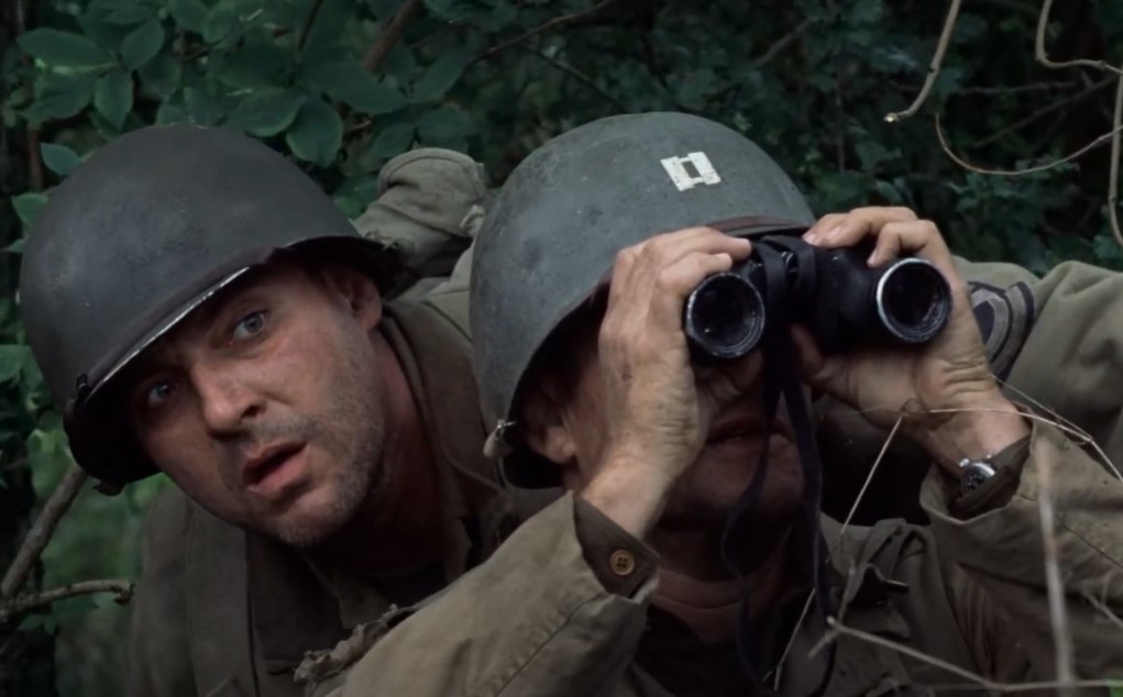 Tom Sizemore in Saving Private Ryan in uniform