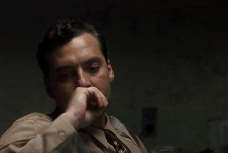 Tom Sizemore in Devil in a Blue Dress