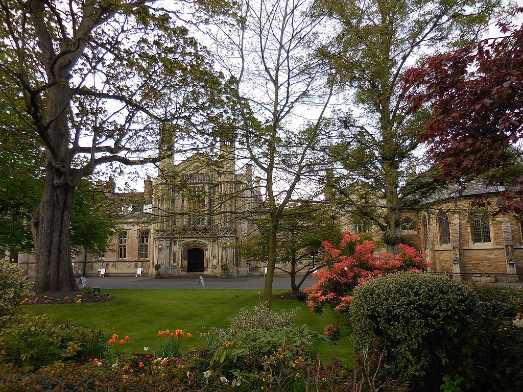 Photo of the St Peter's School in York surrounded with trees