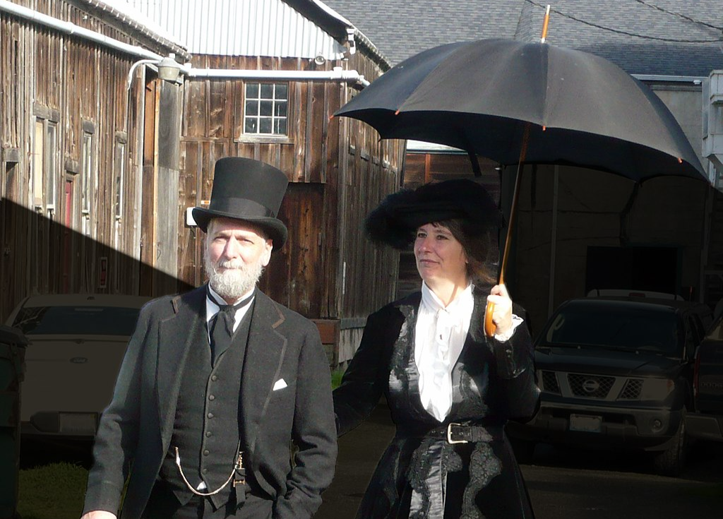Man and Woman wearing Victorian Costumes near Artisans Alley in Ferndale