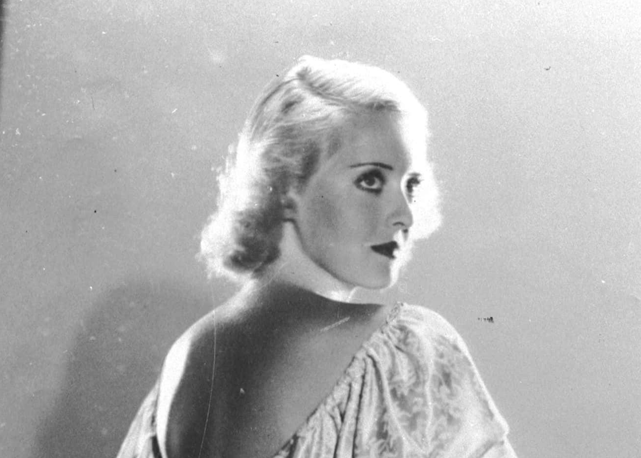 Bette Davis Facts