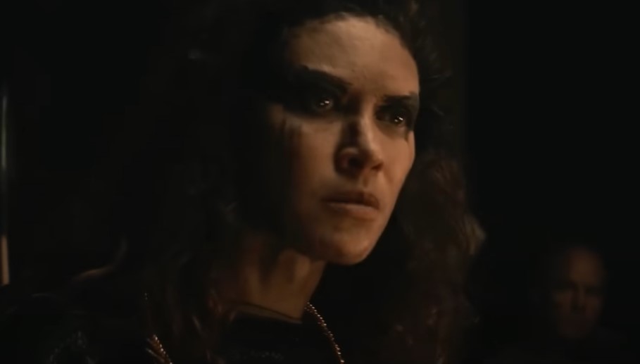 Boudica in traditional clothes and warrior make up