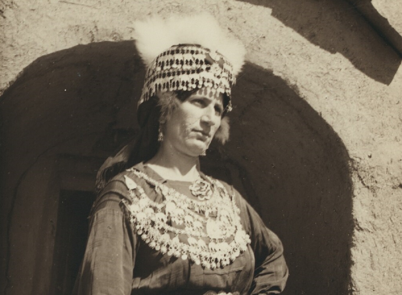 Assyrian woman - 1939