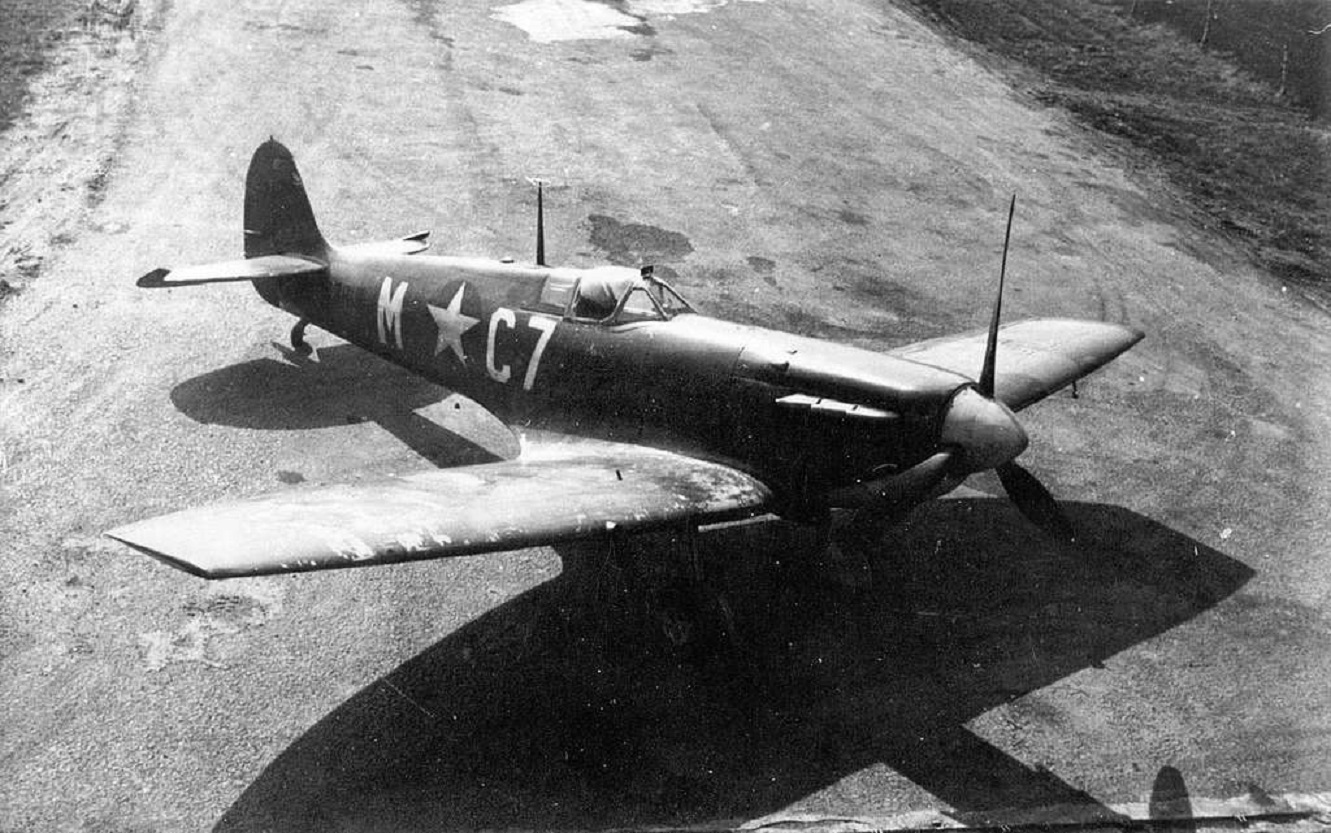 Spitfire-Mk-V-At-Raf Fighter - 1944