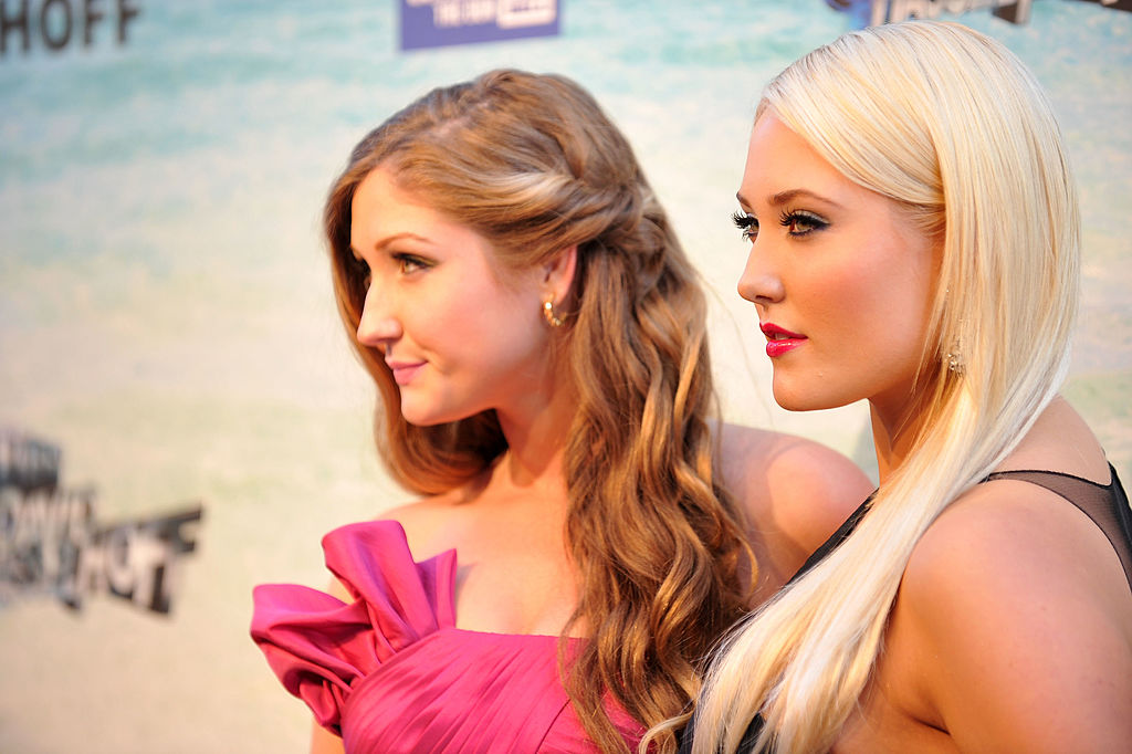 David Hasselhoff's daughters Taylor Ann Hasselhoff (L) and Hayley Amber Hasselhoff