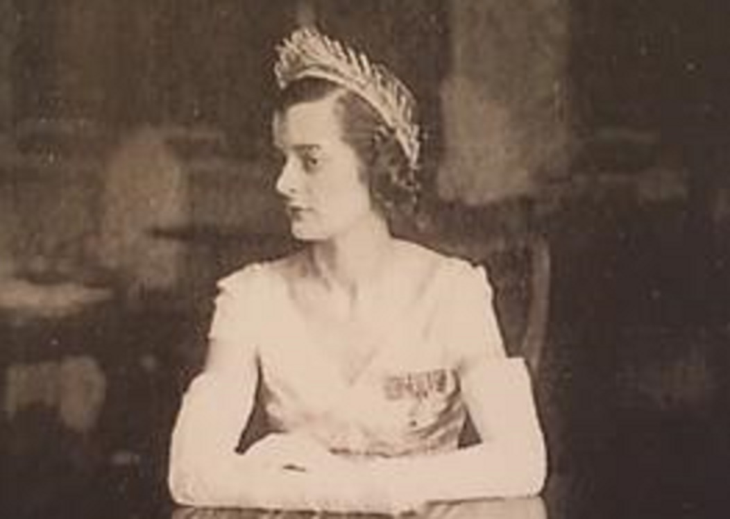 Portrait of Lady Ursula d’Abo at Belvoir Castle as Lady in Waiting to Queen Elizabeth The Queen Mother dressed by Norman Hartnell.