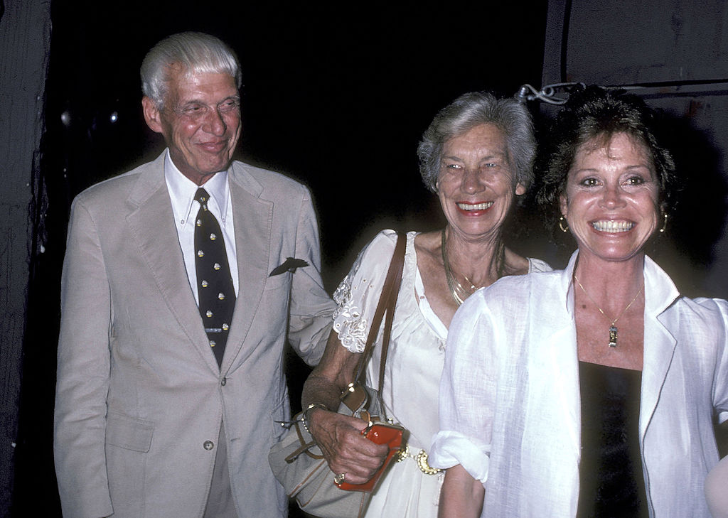 Actress Mary Tyler Moore and parents George Moore and Marjorie Moore at event