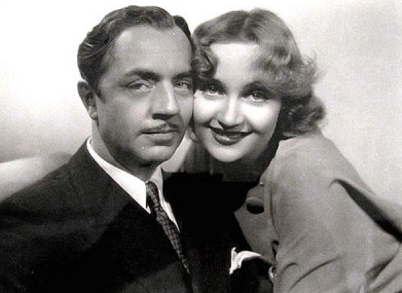 Carole Lombard and William Powell in a publicity still for the film My Man Godfrey (1936)