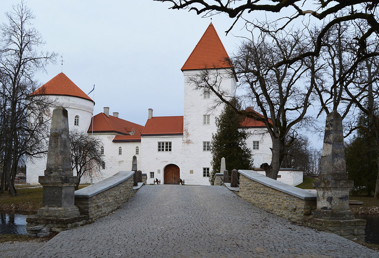 Koluvere Castle