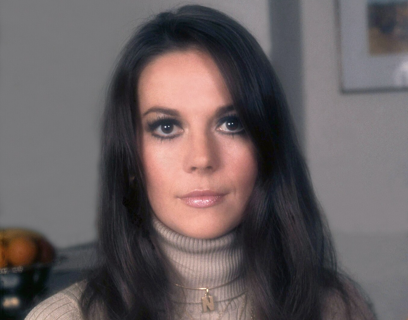 Portrait Photo of the Actress Natalie Wood taken in her London Home in Belgravia