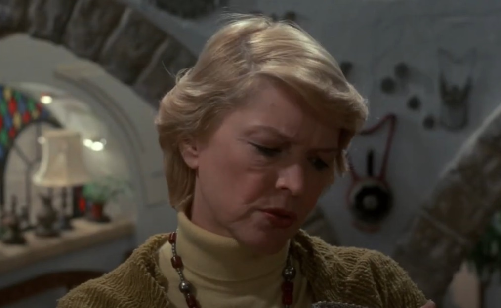 Portrait Photo of the American Actress Ellen Burstyn from the movie The Ambassador