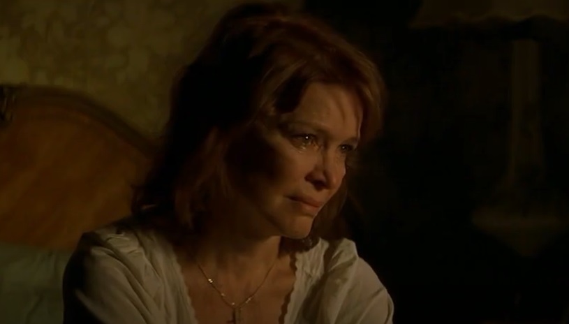 Portrait Photo of the American Actress Ellen Burstyn from the movie The Yards