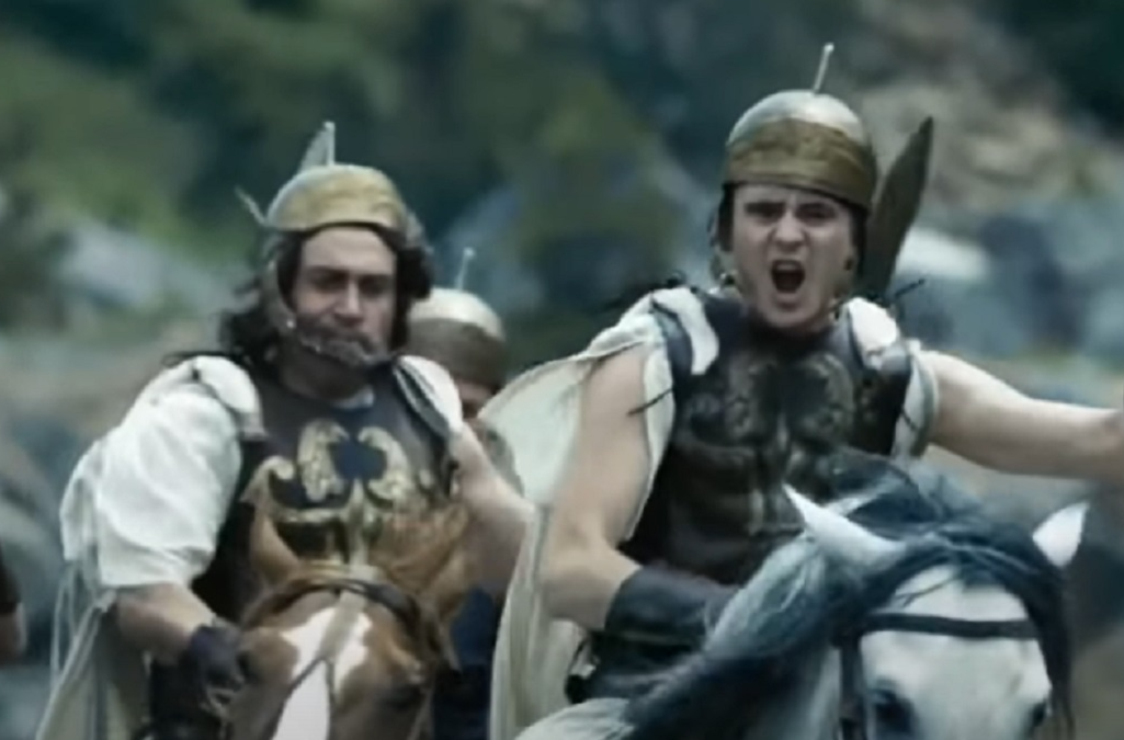 Screenshot of Alexander The Great riding at battle - from Alexander the Great (2014)