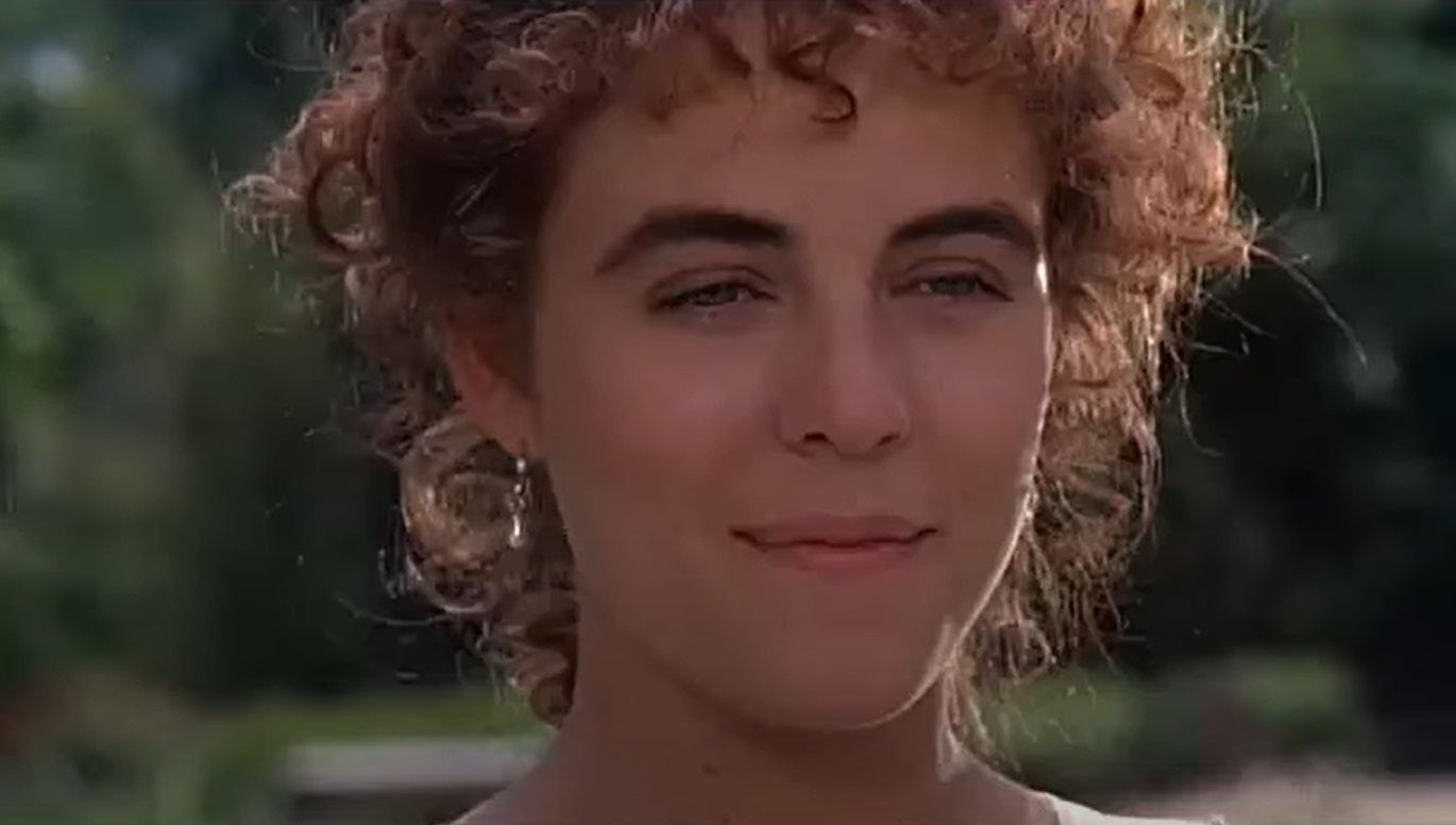 Portrait Photo of the English Actress Elizabeth Hurley portraying Claire Clairmont