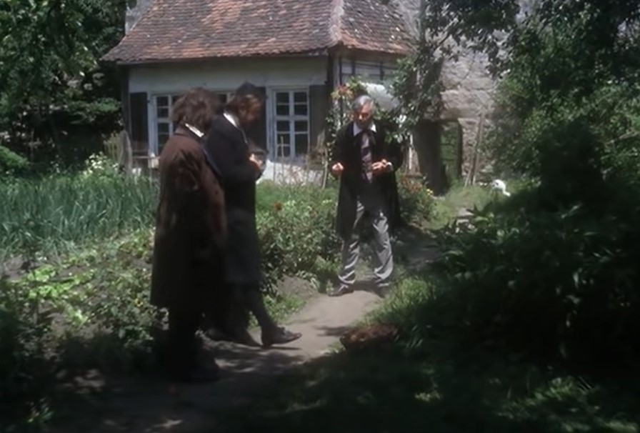 Bruno S.  as Kaspar Hauser outside