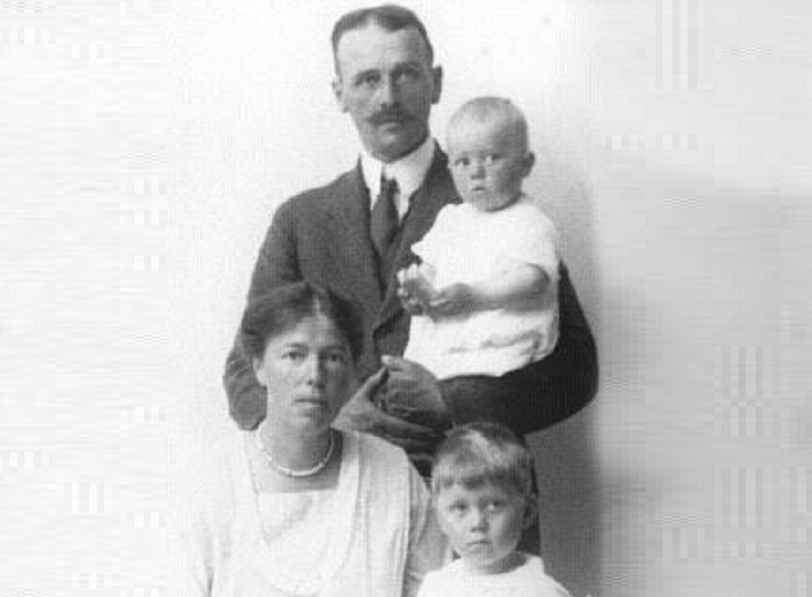 Grand Duchess Olga Alexandrovna of Russia with her family - circa1920