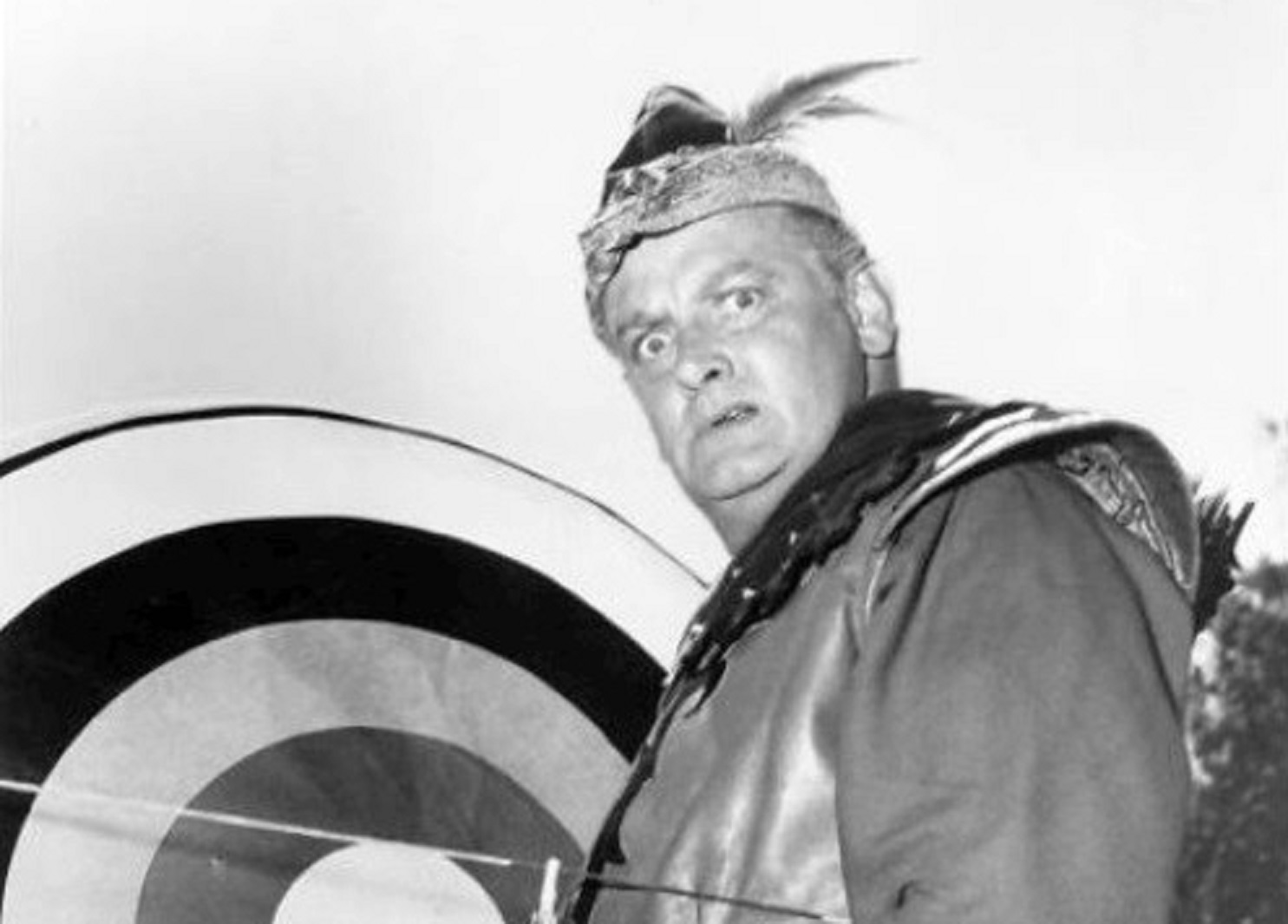 Photo of Art Carney as The Archer from the television series Batman - 1966