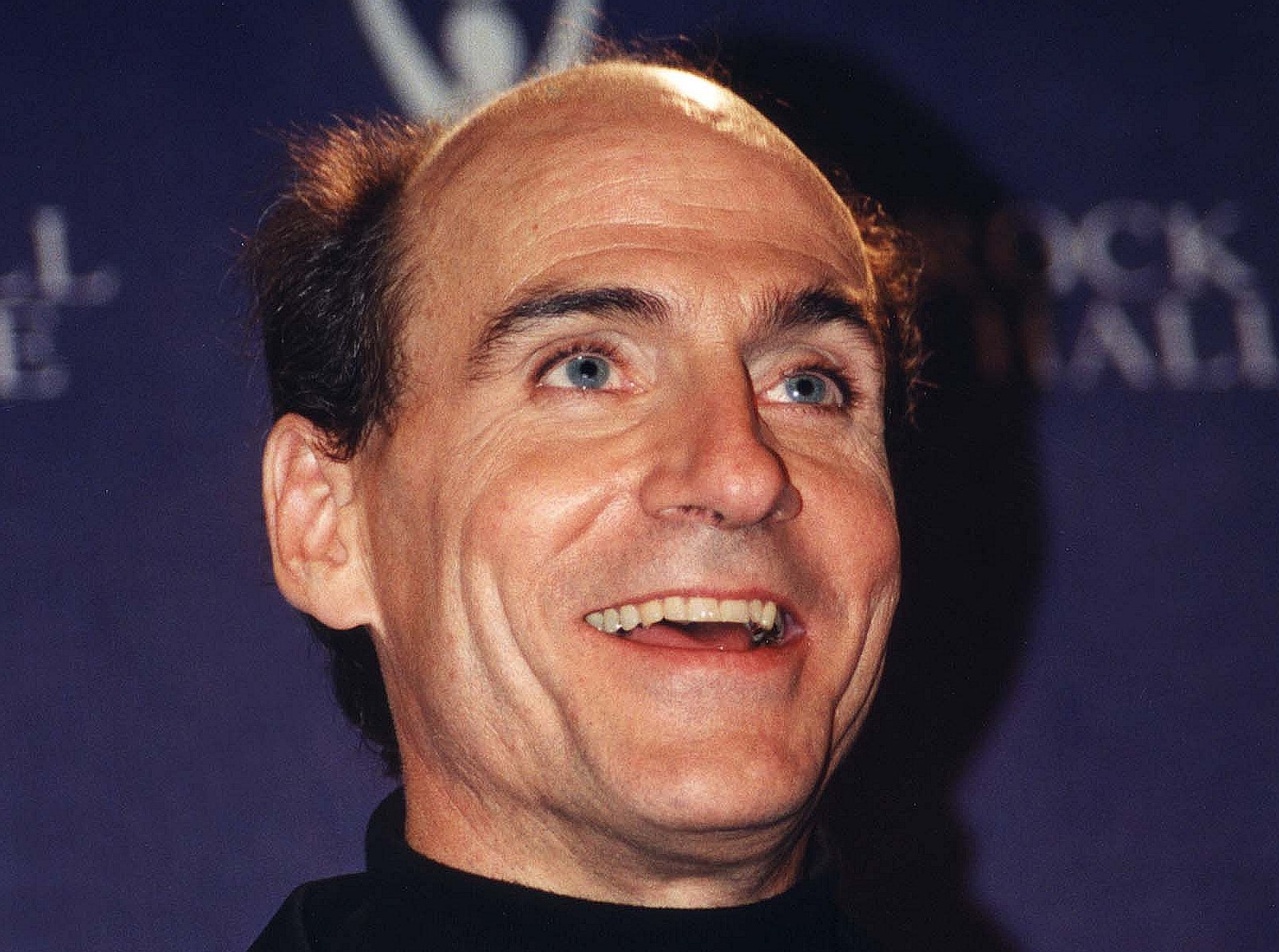 JAMES TAYLOR -  AT ROCK AND ROLL HALL OF FAME .2000