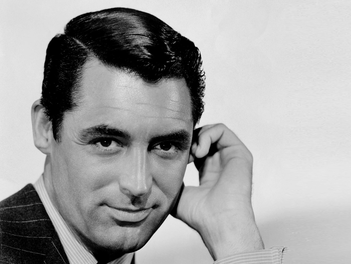 Gary Grant publicity still from Suspicion - 1941