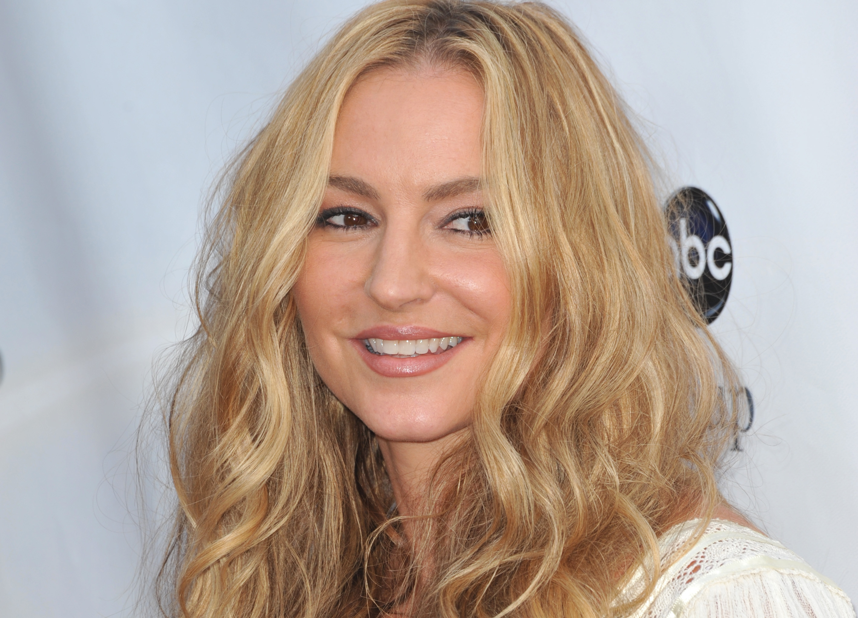 Drea de Matteo in white