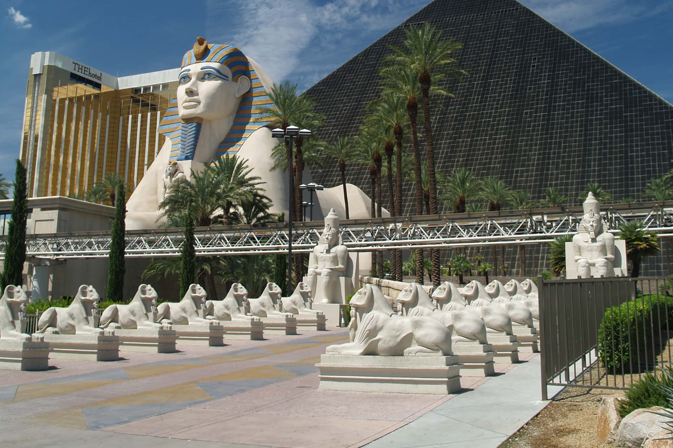 Photo of the Luxor casino hotel in Las Vegas
