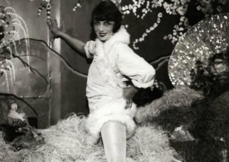 Mistinguett