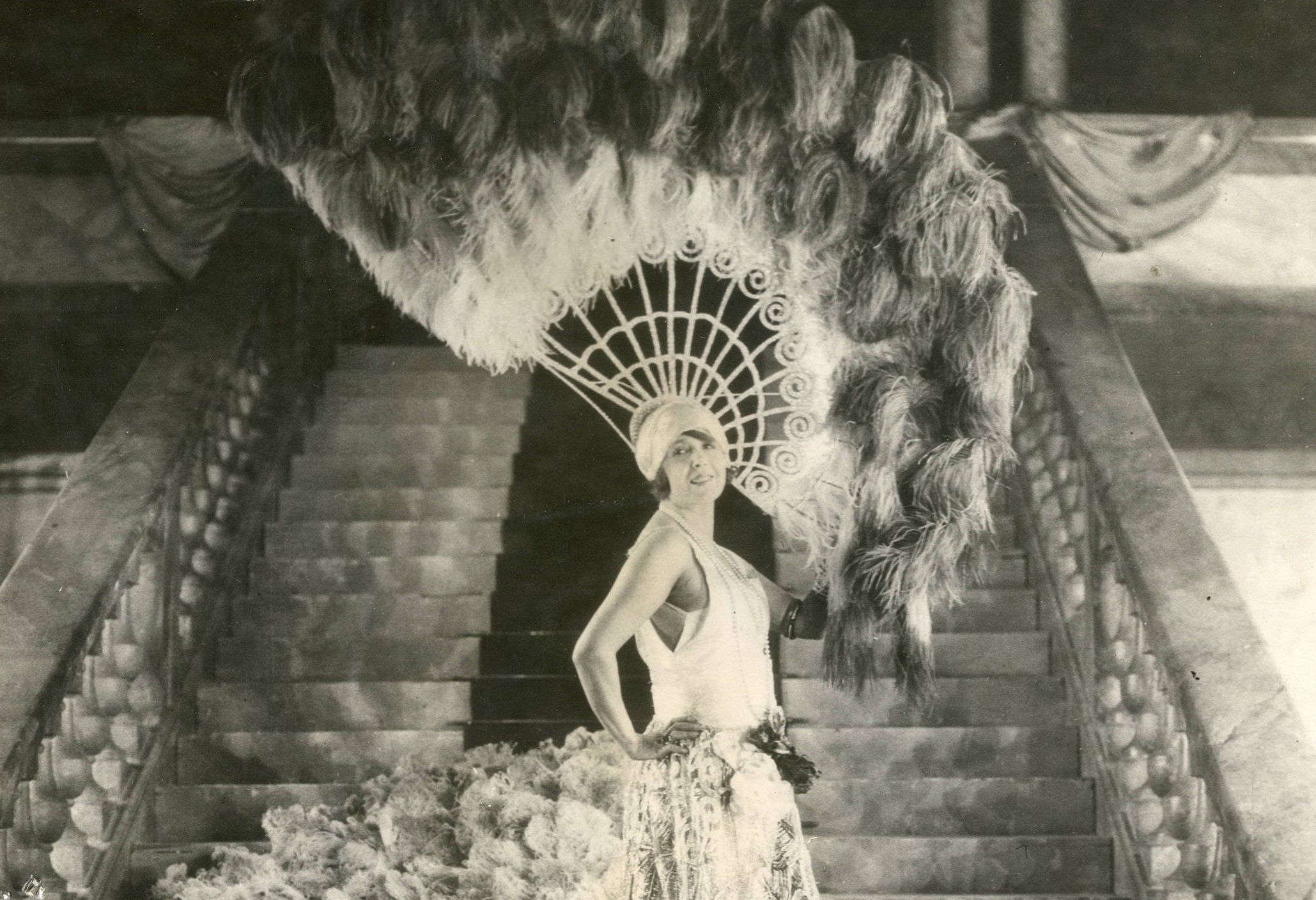 Mistinguette, Singer And Dancer (Sayre 6072)