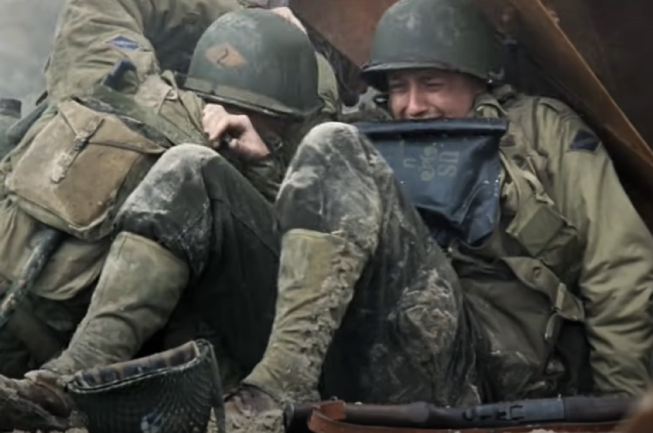Screenshot of soldiers crying at Omaha beach - from Saving Private Ryan (1998)