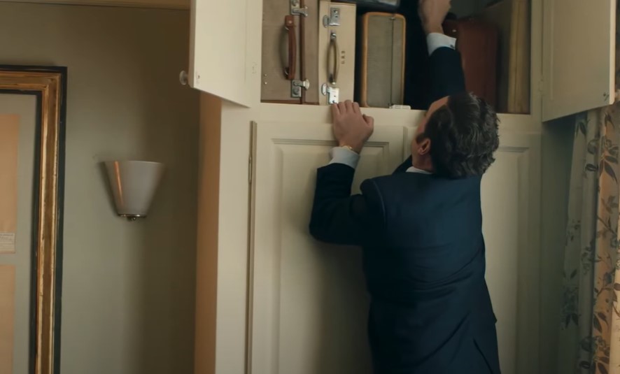 Matthew Macfadyen as John Stonehouse hiding something