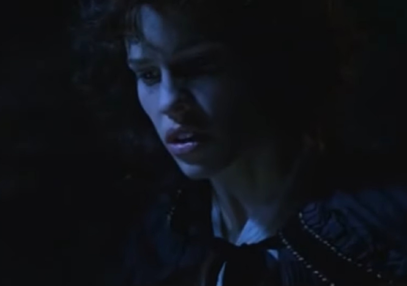 Screenshot: Jeanne St. Remy de Valois wearing black dress is standing in the dark - from The Affair of the Necklace (2001)