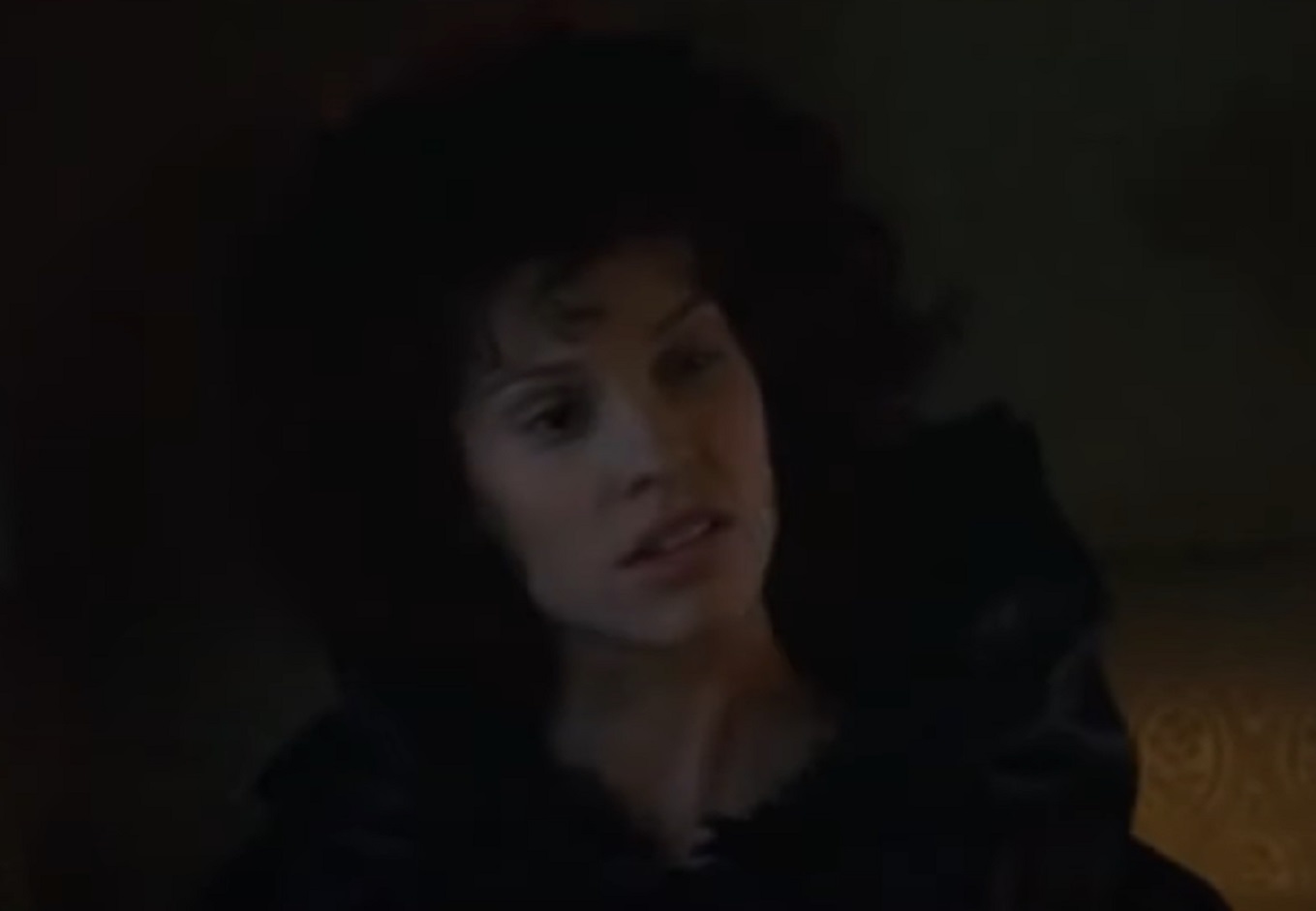 Screenshot: Jeanne St. Remy de Valois wearing black dress is looking at side - from The Affair of the Necklace (2001)