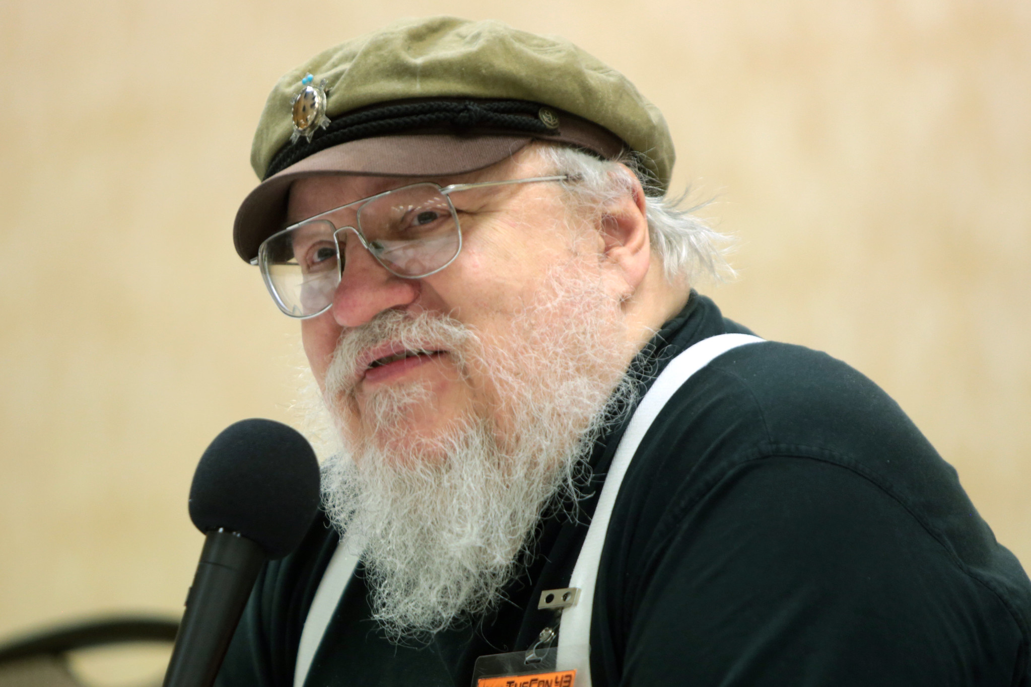 George R. R. Martin speaking with attendees at the 43rd Annual Tus Con - 2013