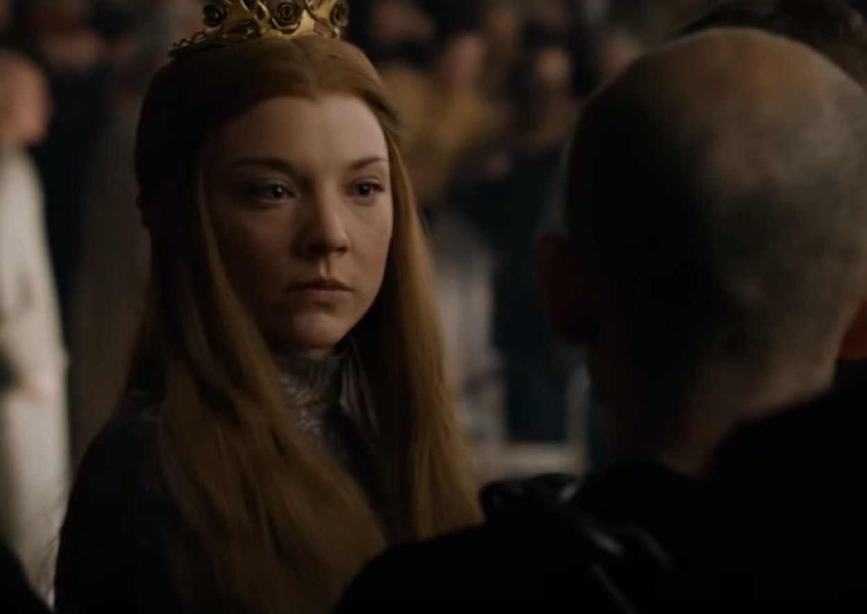 Screenshot of Margaery looking at front - from Game of Thrones (2011-19)