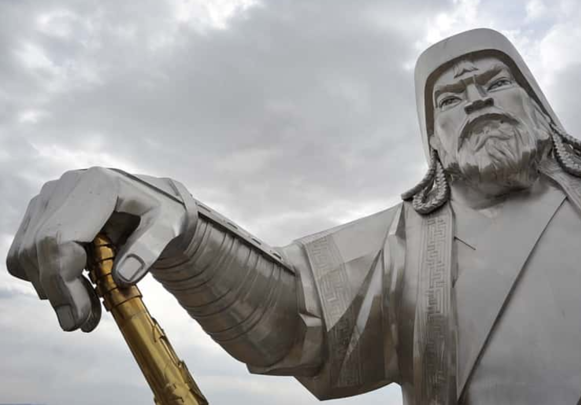 Evil People Who Made History facts