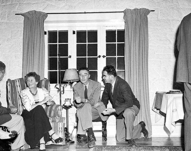 Isidor Isaac Rabi, Dorothy McKinnon, Robert Oppenheimer and Victor Weisskopf at Oppenheimer's home in 1944