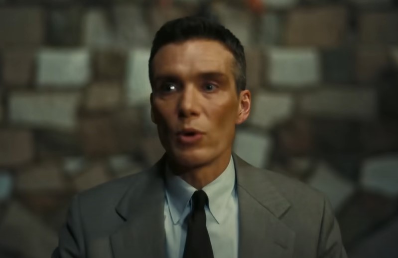 Cillian Murphy as Robert Oppenheimer and colleagues in movie