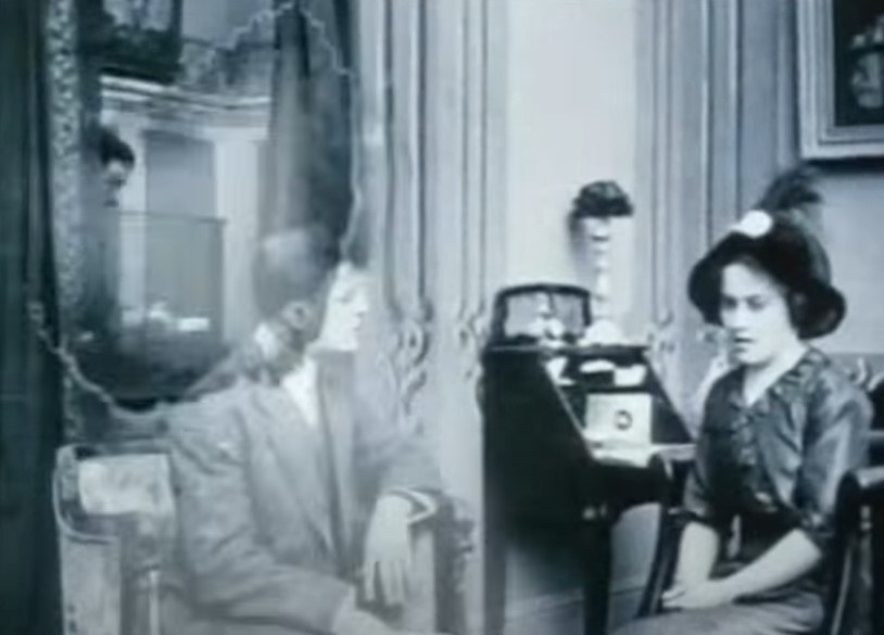 Dorothy Gibson sitting