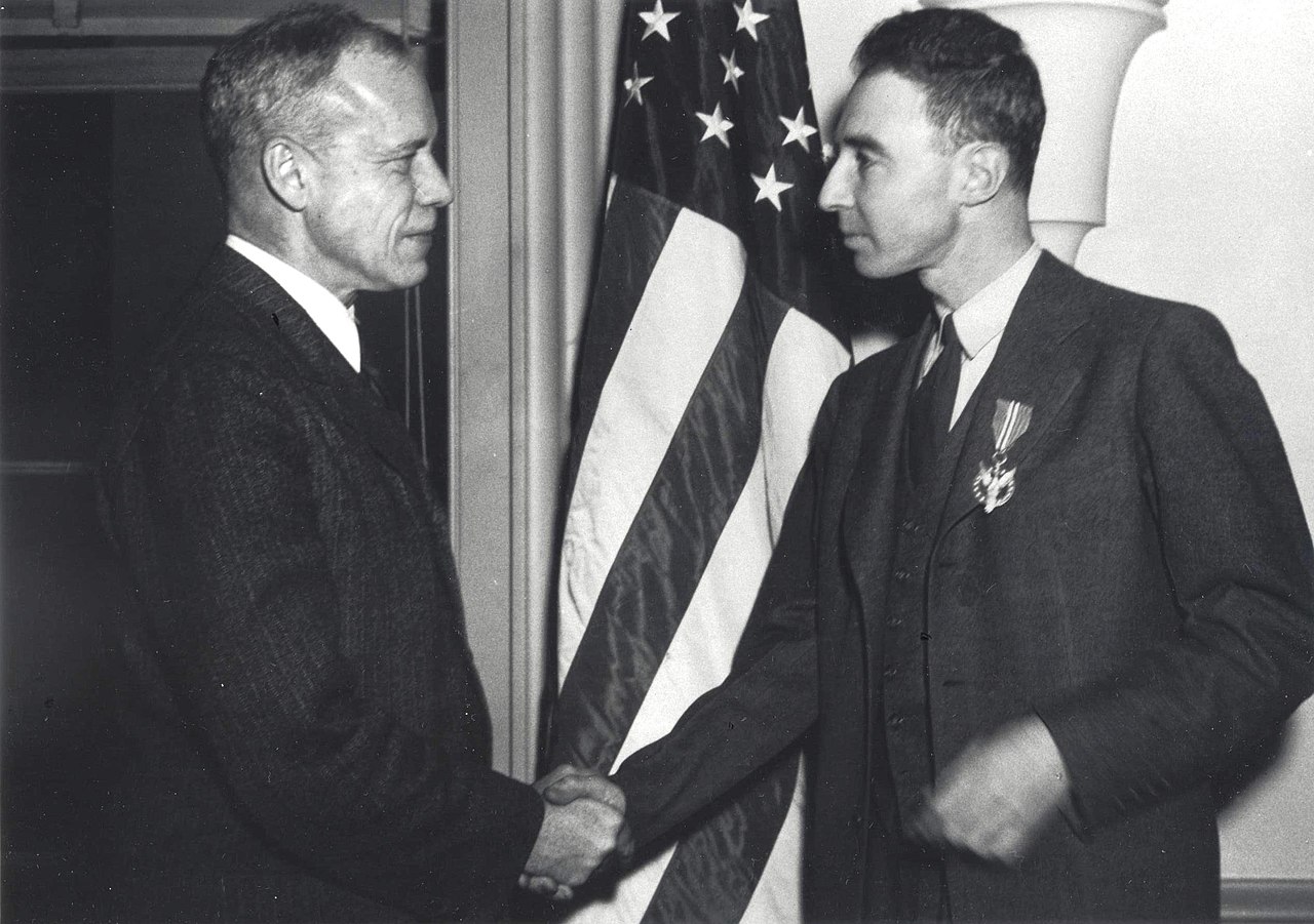 R. OPPENHEIMER AWARDED MEDAL