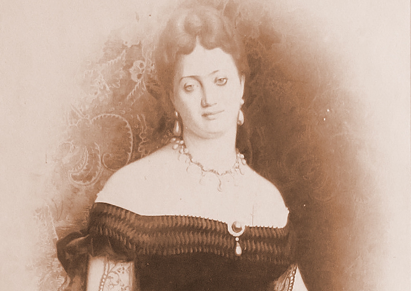 B&W photo of Esther Lachmann La Païva looking at front.