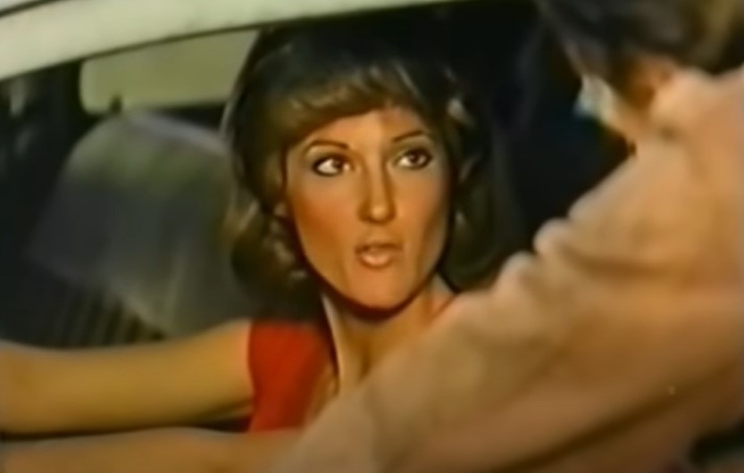 Annette O'Toole as Tammy Wynette in Stand by Your Man in  a car