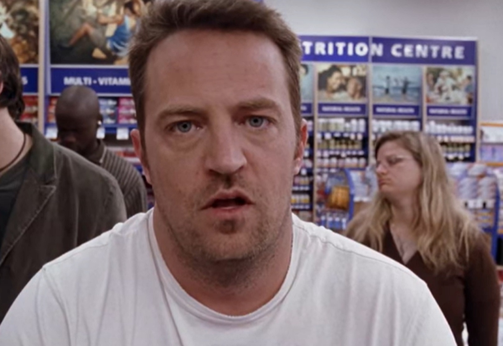 Screenshot: Matthew Perry looking surprised at camera - from Numb (2007)
