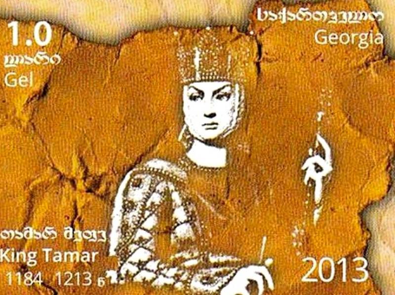 Queen Tamar wearing a crown