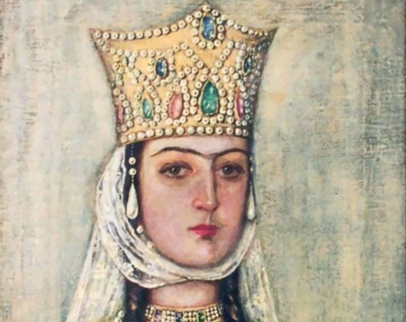 Portrait of Tamar the great of Georgia wearing golden crown