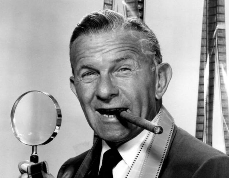 George Burns in suit
