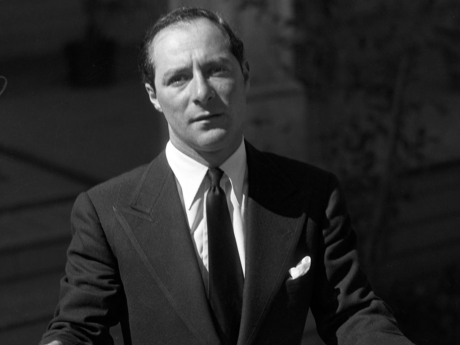 George Jessel at Will Rogers' memorial service