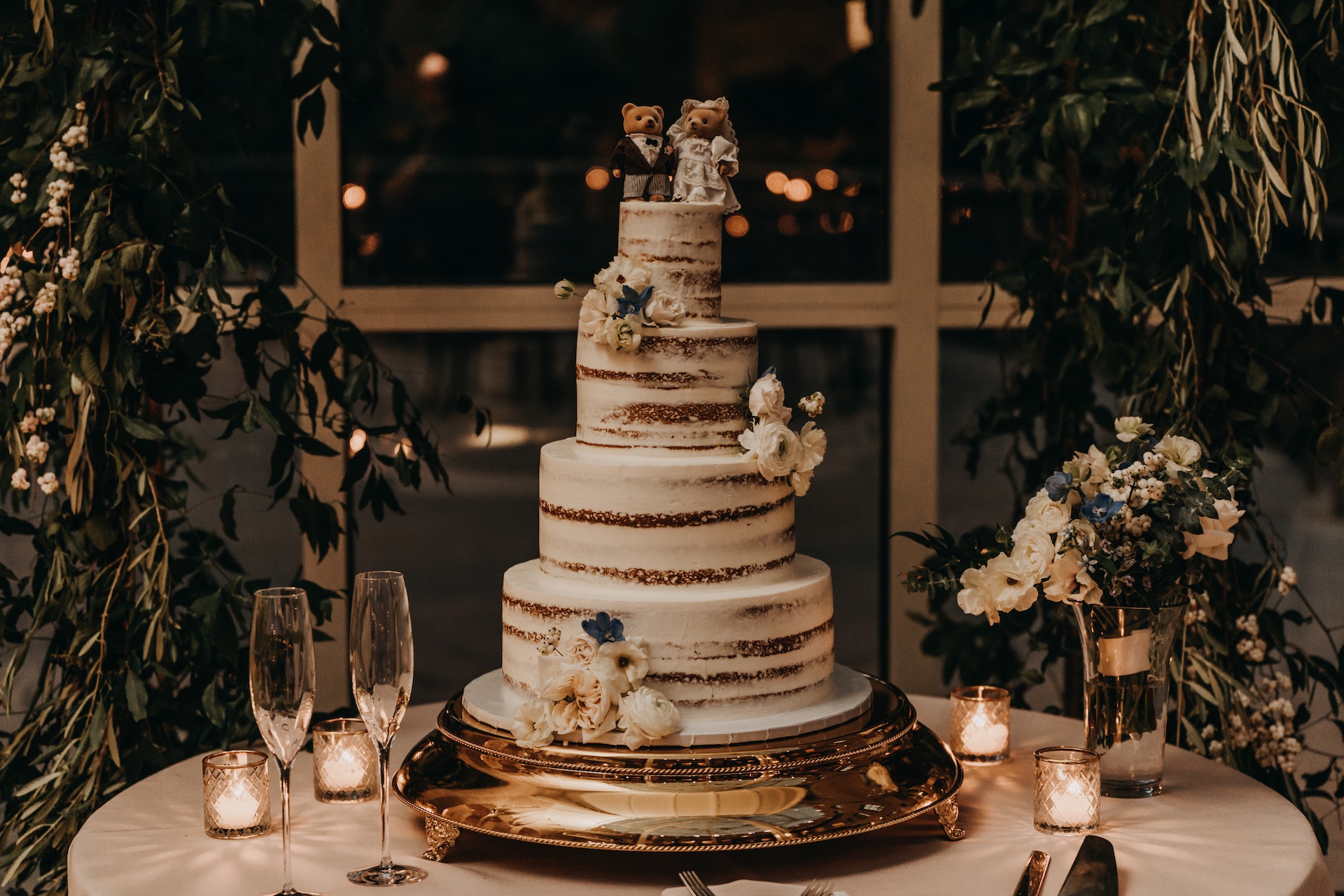 Wedding cake on the table