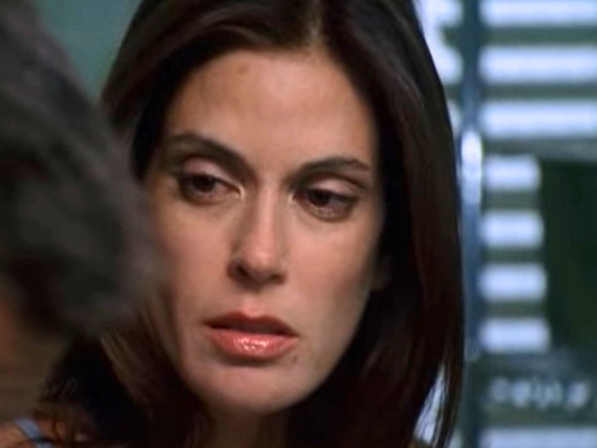 Screenshot: Teri Hatcher looking worried - from Desperate Housewives (2004-2012)