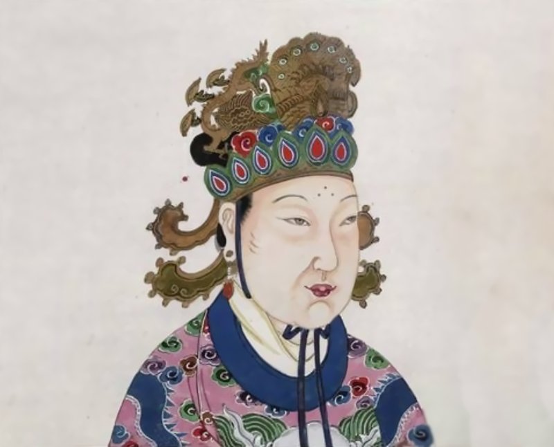 Empress Wu Zetian portrait in  traditional clothes