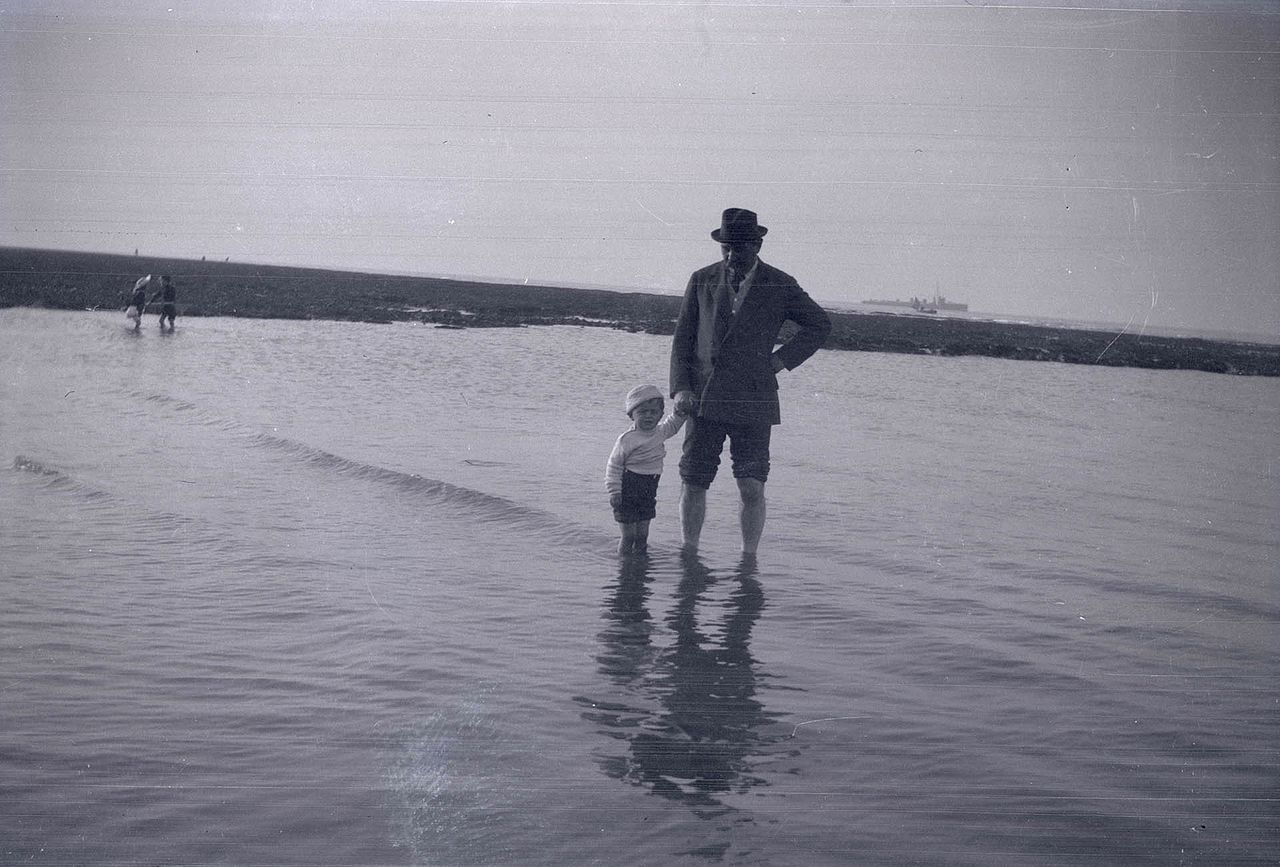 Arthur Conan Doyle at the seaside with his son Denis