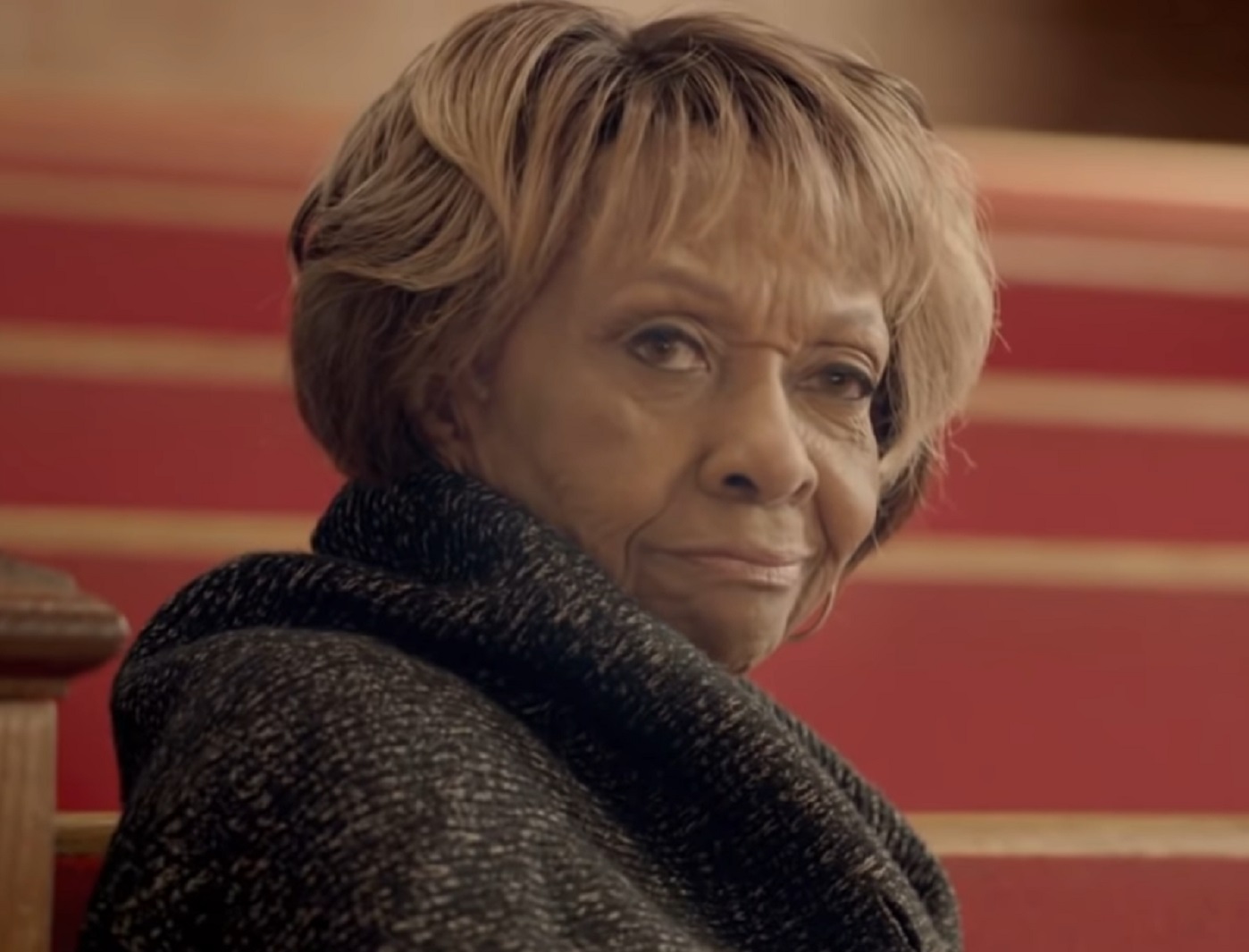 Screenshot of Cissy Houston is seating and looking at side - from Whitney (2018)